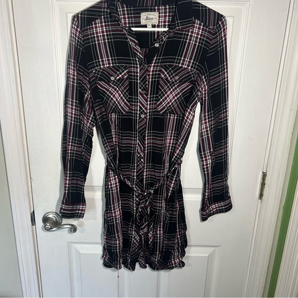 Bass Women’s plaid button up belted Shirt Dress Size Medium Black White Burgundy - Picture 2 of 10